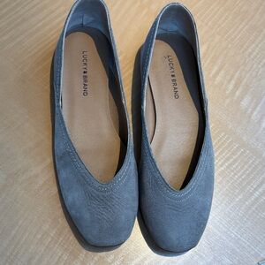 Lucky Brand Women's Gray Flats 7 1/2 M